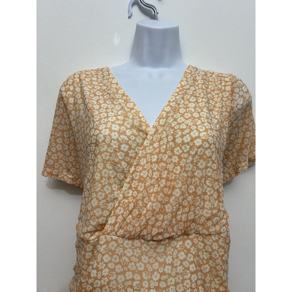 Torrid Floral Peach Print‎ Short Sleeve Top,  Surplice, Ruched Sides,Womens 2XL - Picture 3 of 8